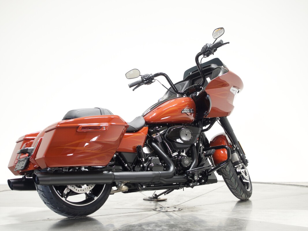 2025 Harley-Davidson FLTRX Road Glide in Whiskey Firestorm - Photo 5