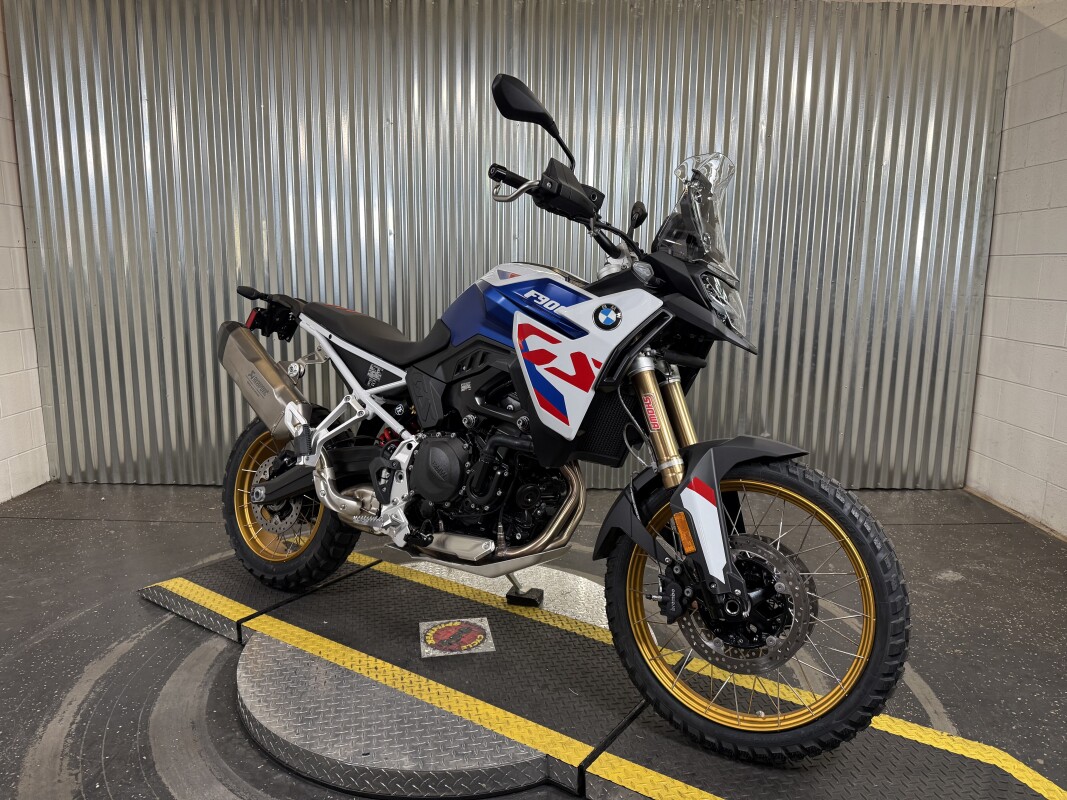 2025 BMW F 900 GS - Photo 2