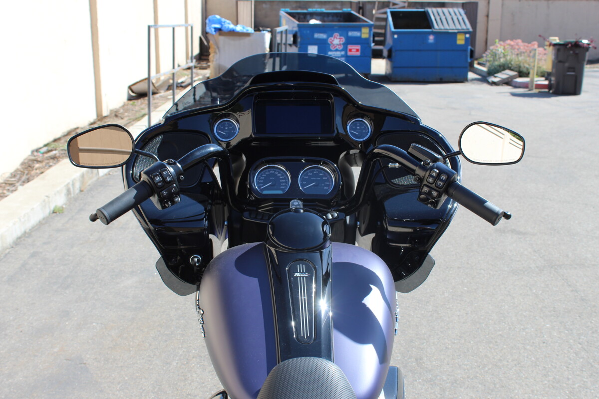 Harley-Davidson Road Glide 3 2025 FLTRT 84555229 PRPL ABYSS DNM W/ PINSTRIPE - Photo 9