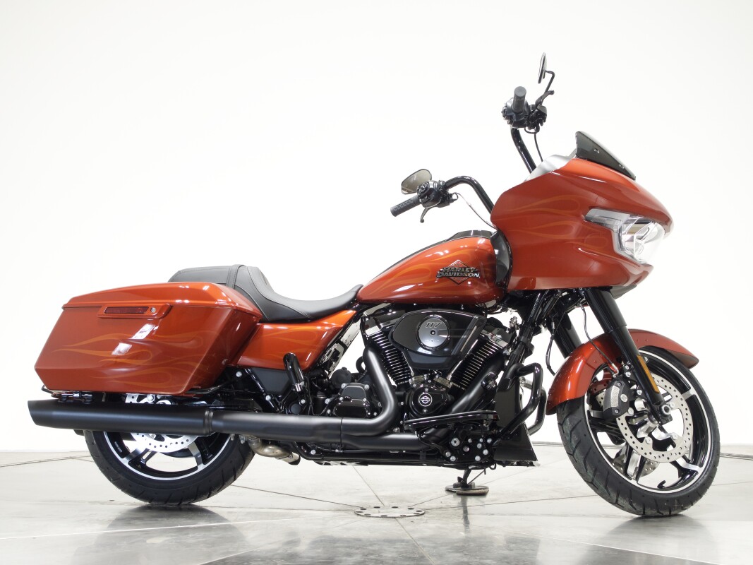2025 Harley-Davidson FLTRX Road Glide in Whiskey Firestorm - Photo 3