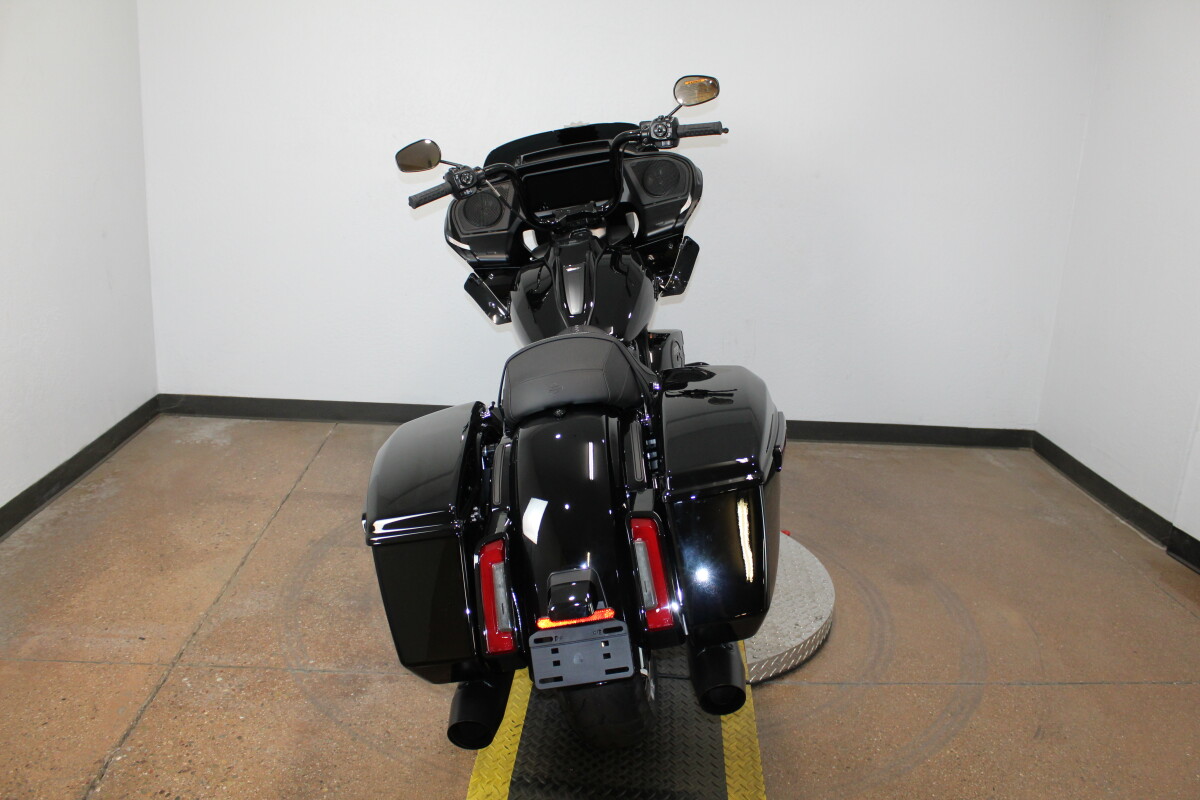 Harley-Davidson Road Glide 2025 FLTRX 84596293 MDNGHT FIRSTORM - Photo 6
