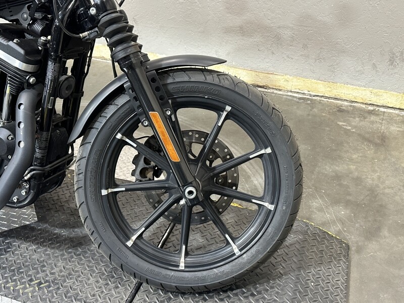 Harley-Davidson Iron 883 2017 XL 883N 437753A BLACK DENIM - Photo 9