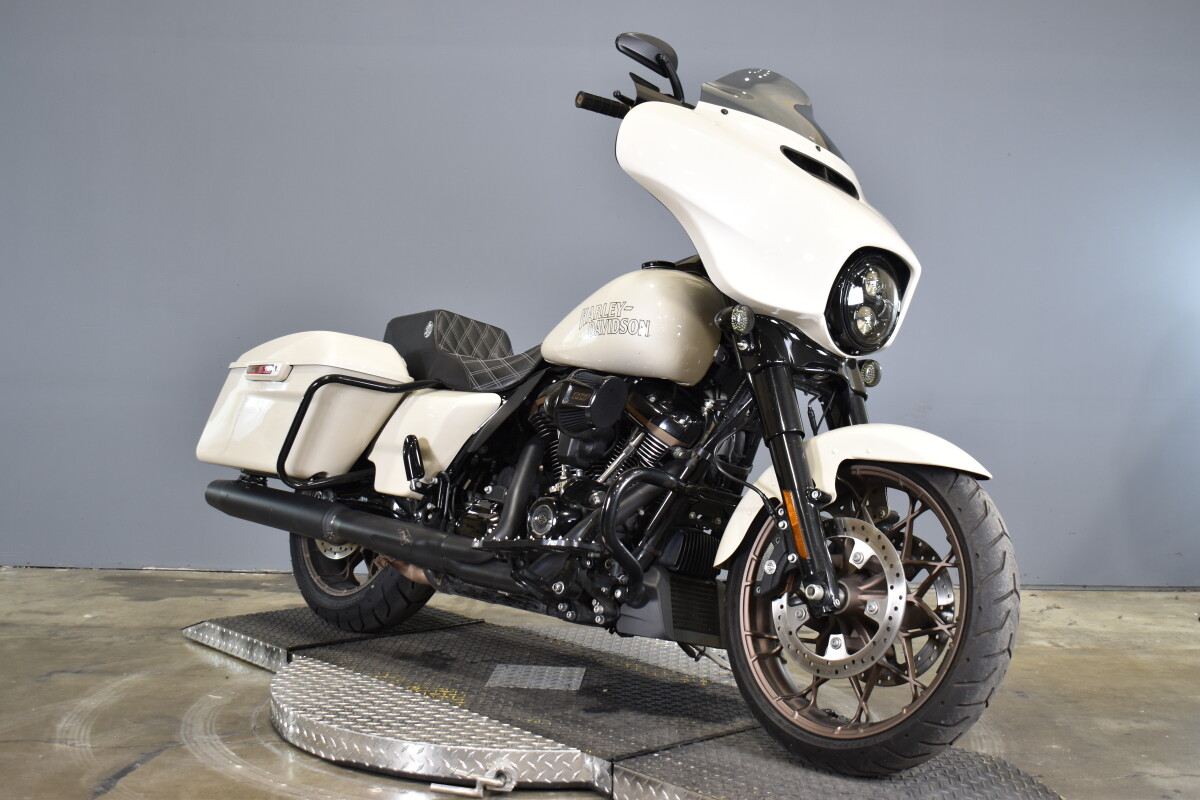 2023 Harley-Davidson Street Glide ST FLHXST - Photo 2
