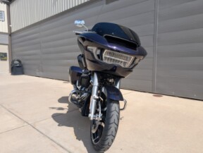 2025 Harley-Davidson<sup>®</sup> Road Glide® Mystic Shift thumb 1