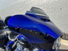 2017 CVO FLHXSE Street Glide 114ci thumb 0