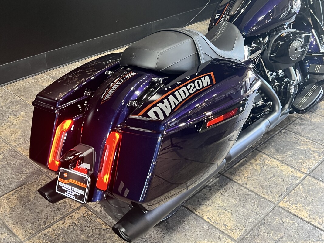 2025 Harley-Davidson Street Glide Mystic Shift - Black Finish - Photo 7