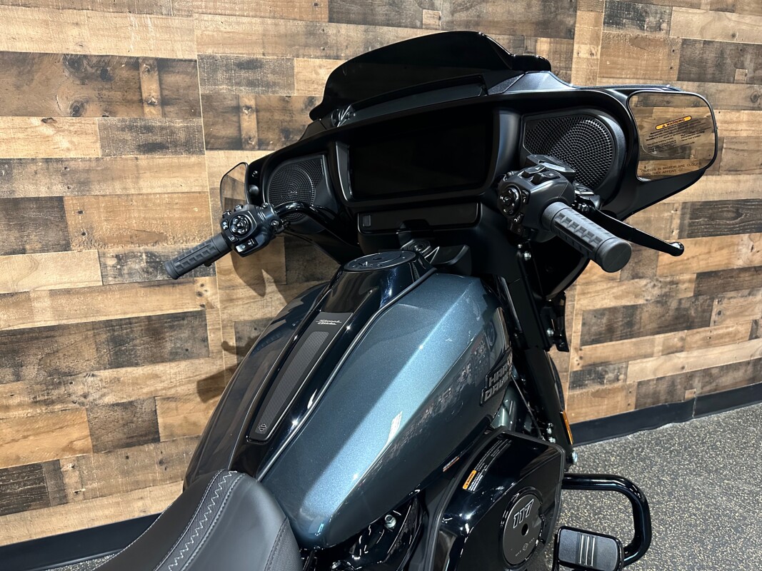 2025 Harley-Davidson Street Glide Iron Horse Metallic - Black Finish FLHX - Photo 6