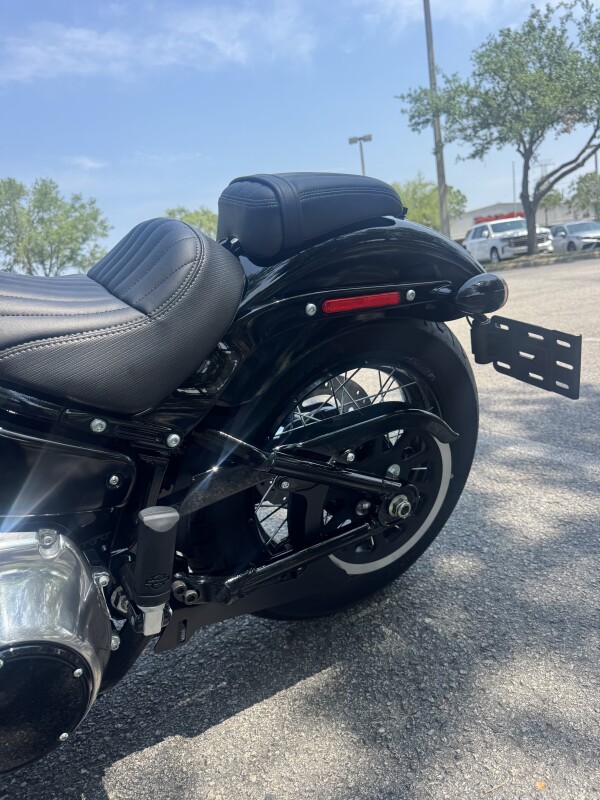 2025 Harley-Davidson Street Bob - Photo 6
