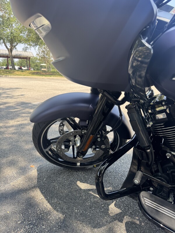 2025 Harley-Davidson Road Glide - Photo 9