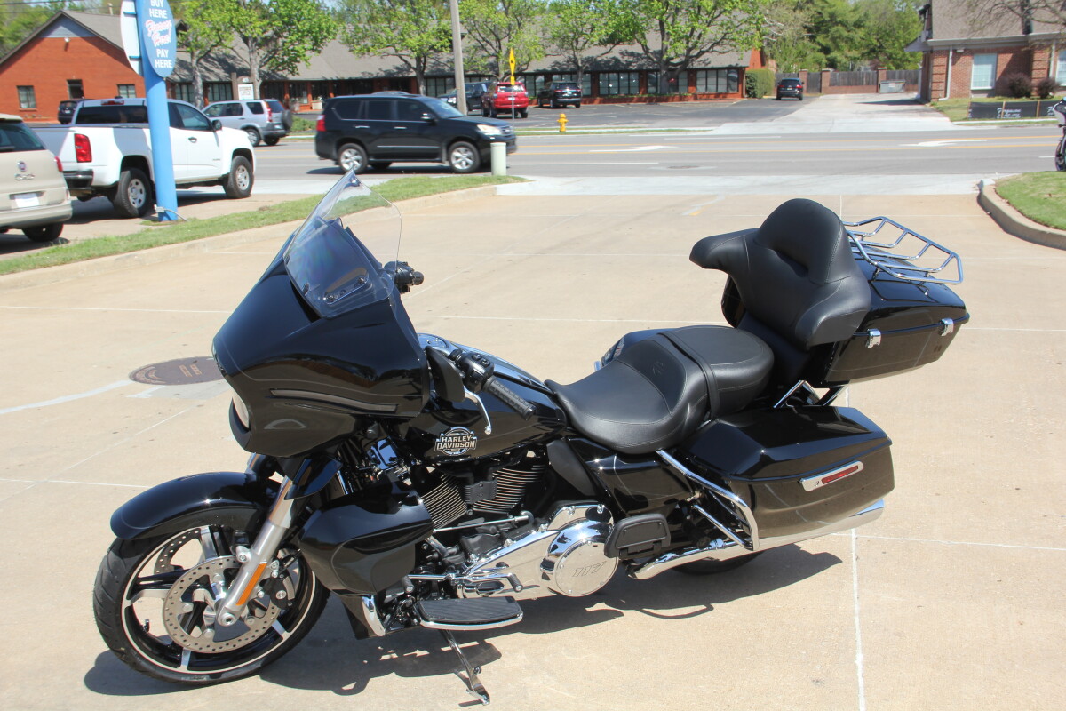 2025 Harley-Davidson Street Glide Ultra - Photo 6