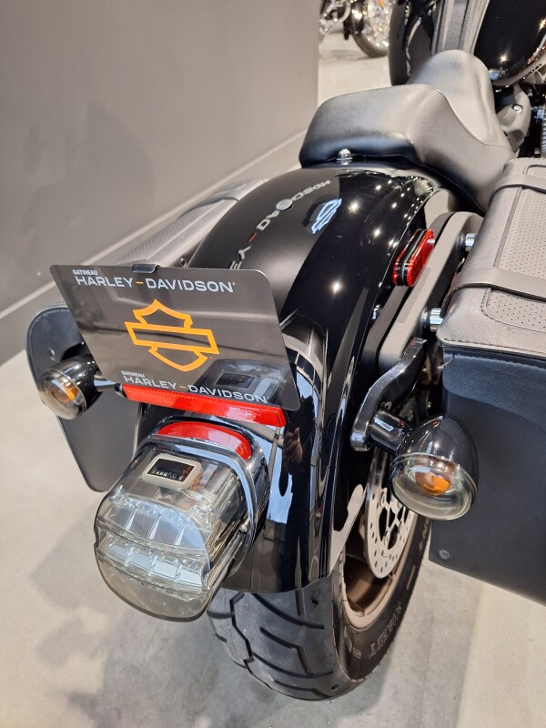 2021 Harley-Davidson Low Rider S Vivid Black - Photo 8