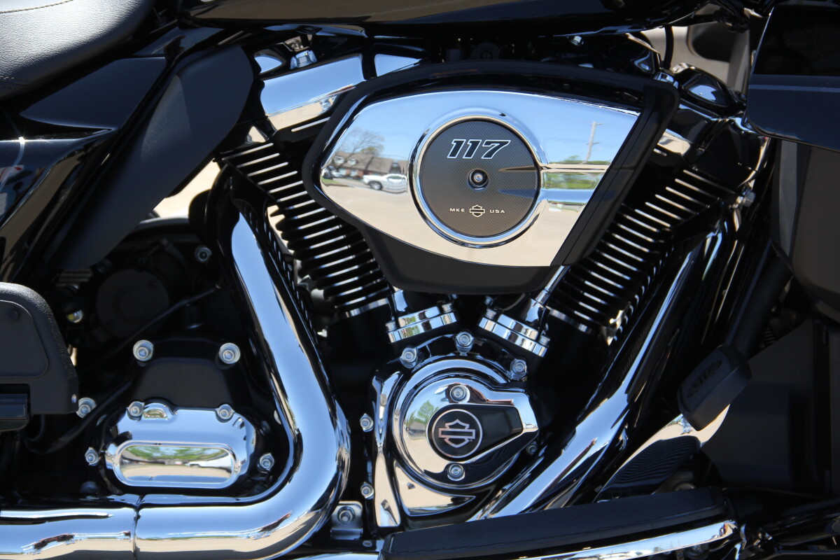 2025 Harley-Davidson Street Glide Ultra - Photo 10