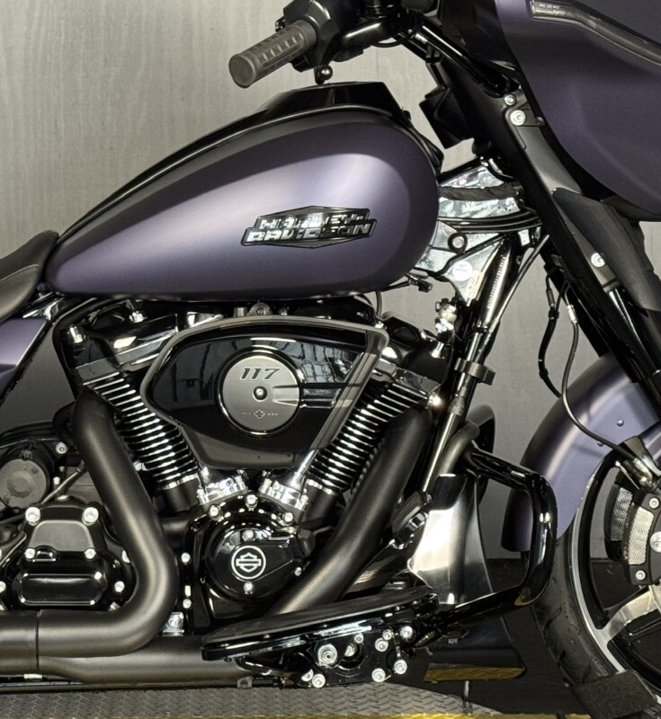 2025 Harley-Davidson Street Glide FLHX PRPL ABYSS DNM - Photo 6