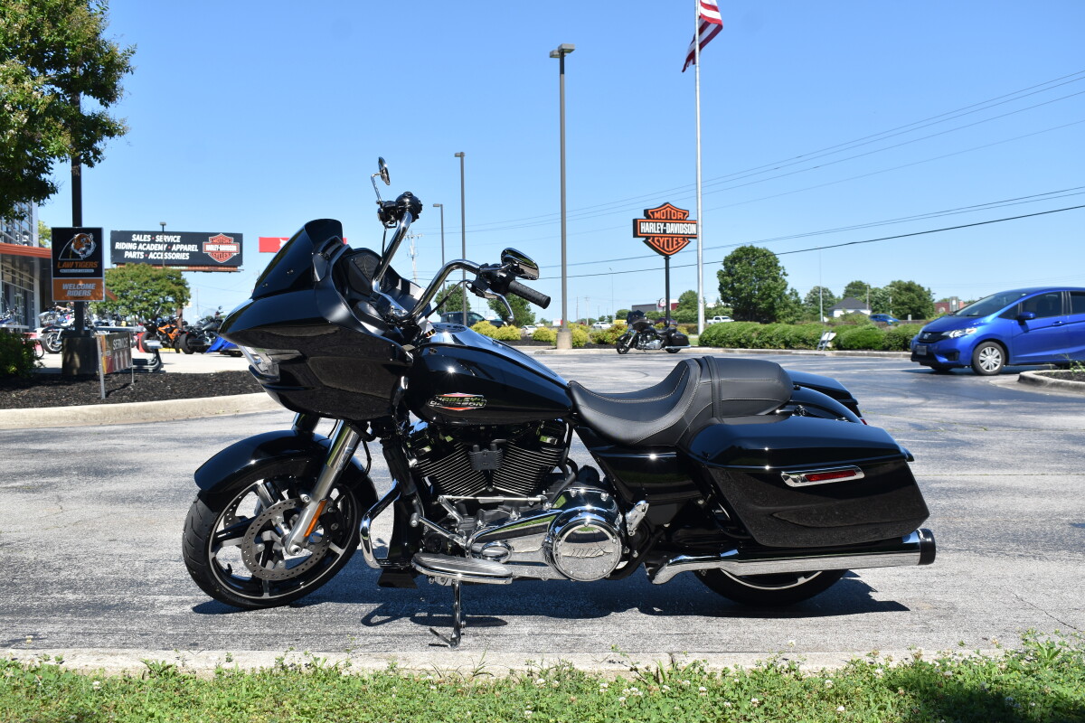 2025 Harley-Davidson Road Glide – Performance Touring Motorcycle - Photo 6
