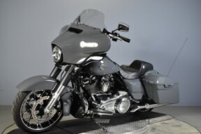 2022 Harley-Davidson® Street Glide® Special FLHXS thumb 0
