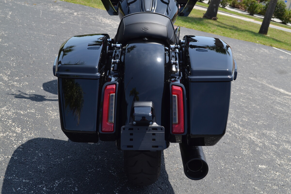 FLTRX 2025 Road Glide Midnight Firestorm - Photo 9