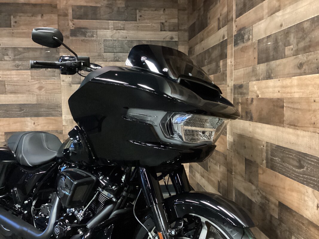 2025 Harley-Davidson Road Glide Vivid Black - Black Finish FLTRX - Photo 4