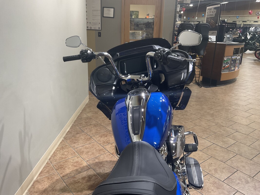 2025 Harley-Davidson Road Glide Blue Burst FLTRX - Photo 6