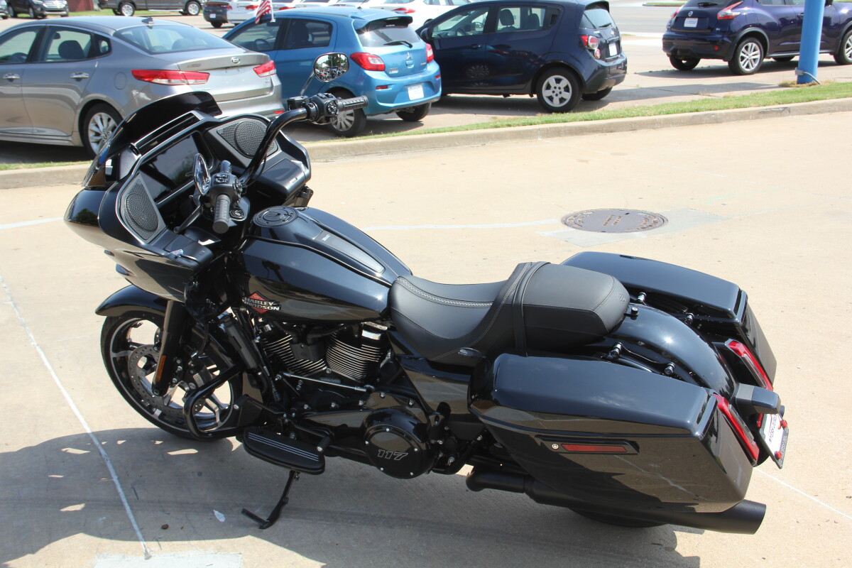 2025 Harley-Davidson Road Glide - Photo 7