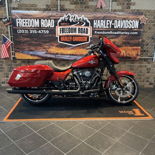 2025 Street Glide® (FLHX)