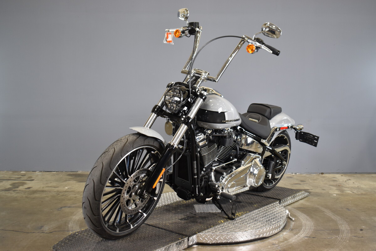 2024 Harley-Davidson Breakout FXBR - Photo 4