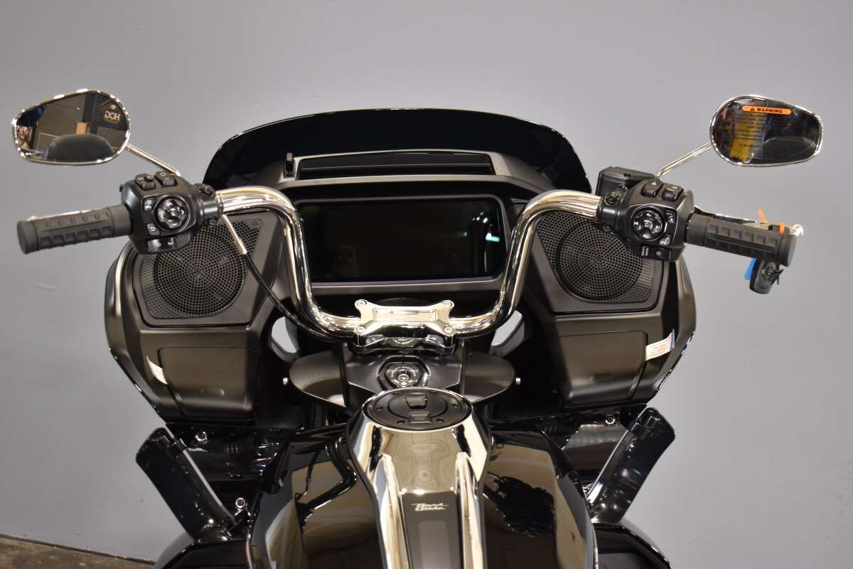 2025 Harley-Davidson Road Glide FLTRX - Photo 8