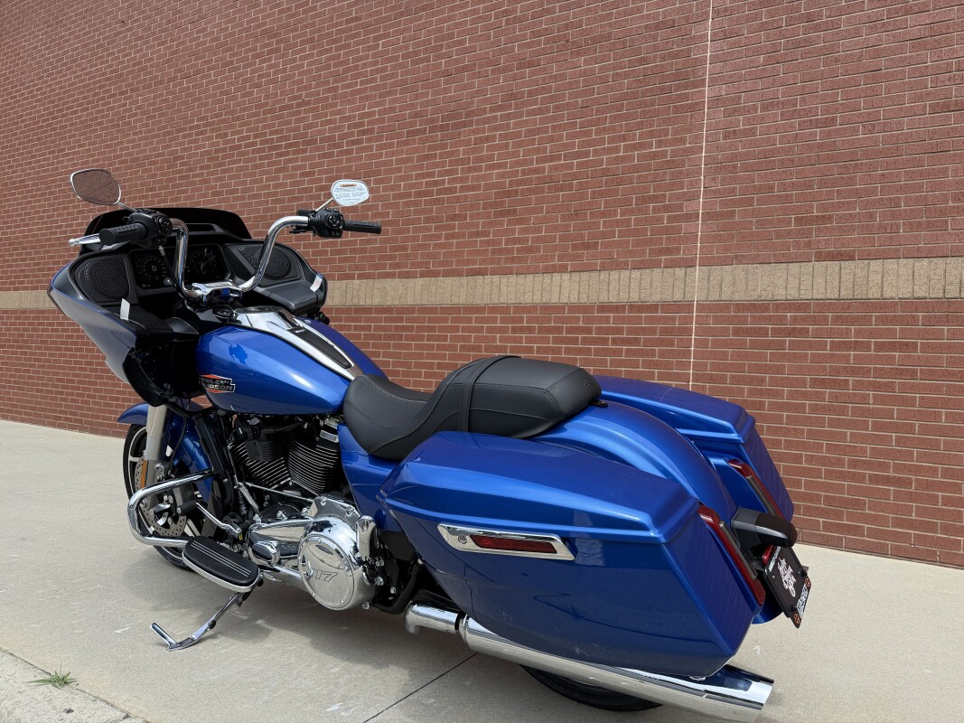 FLTRX 2025 Road Glide - Photo 8