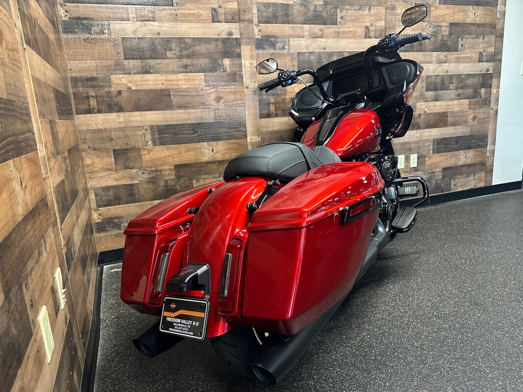 2025 Harley-Davidson Road Glide Brilliant Red - Black Finish FLTRX - Photo 2