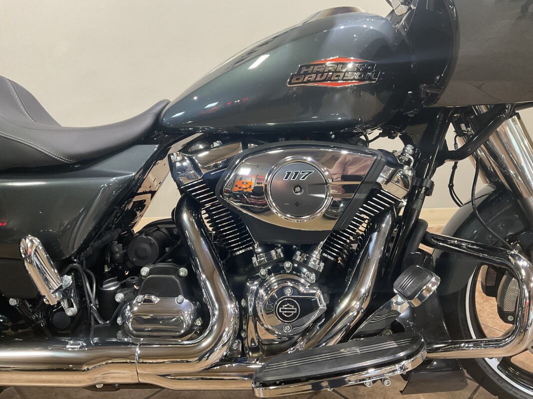 2025 Harley-Davidson Road Glide Iron Horse Metallic FLTRX - Photo 2