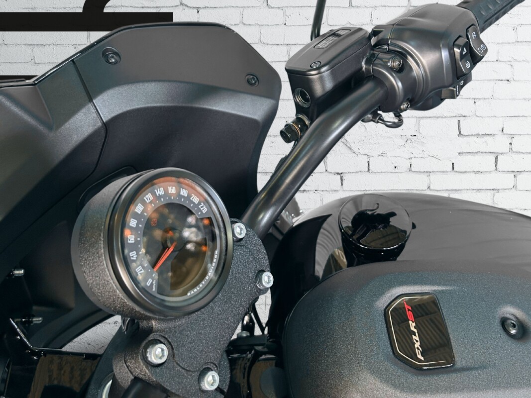 2025 Harley-Davidson Low Rider ST Midnight Firestorm - Black Finish - Photo 9
