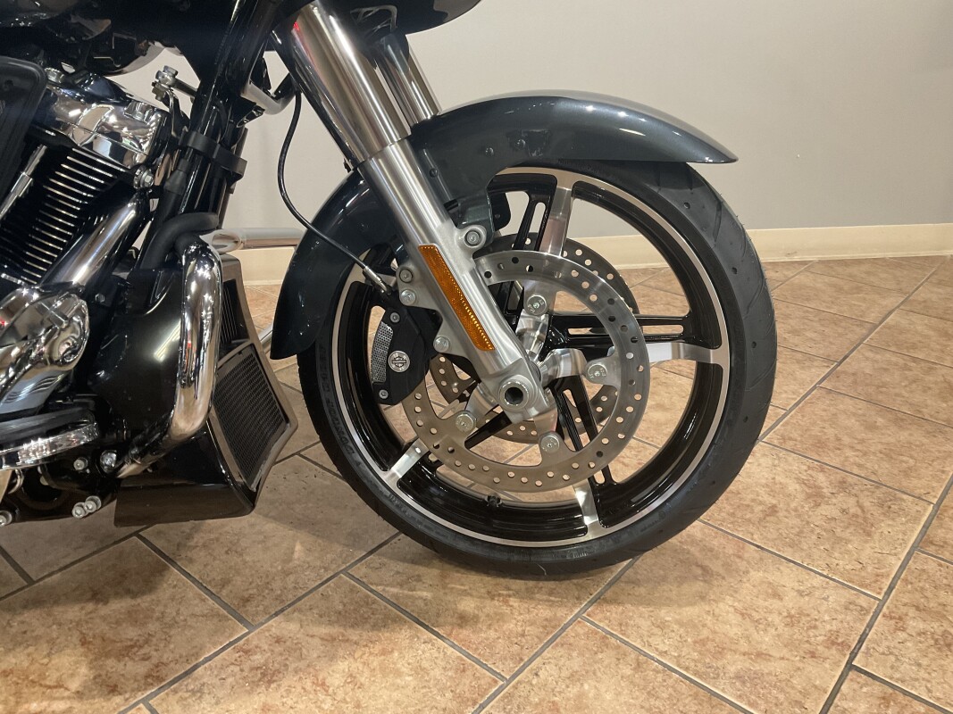2025 Harley-Davidson Road Glide Iron Horse Metallic FLTRX - Photo 7