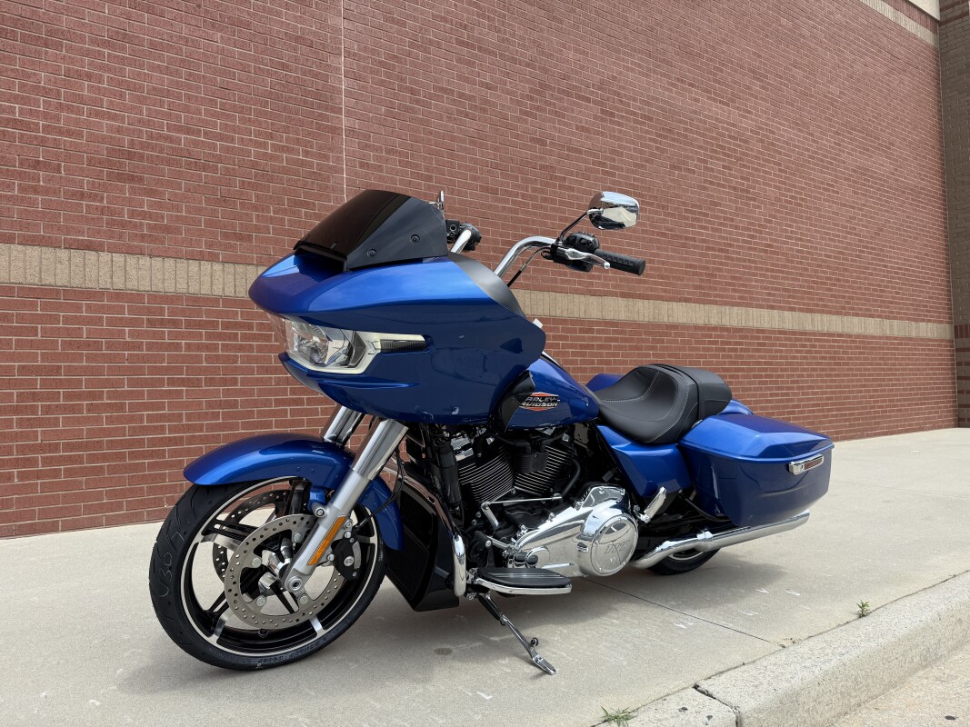 FLTRX 2025 Road Glide - Photo 7
