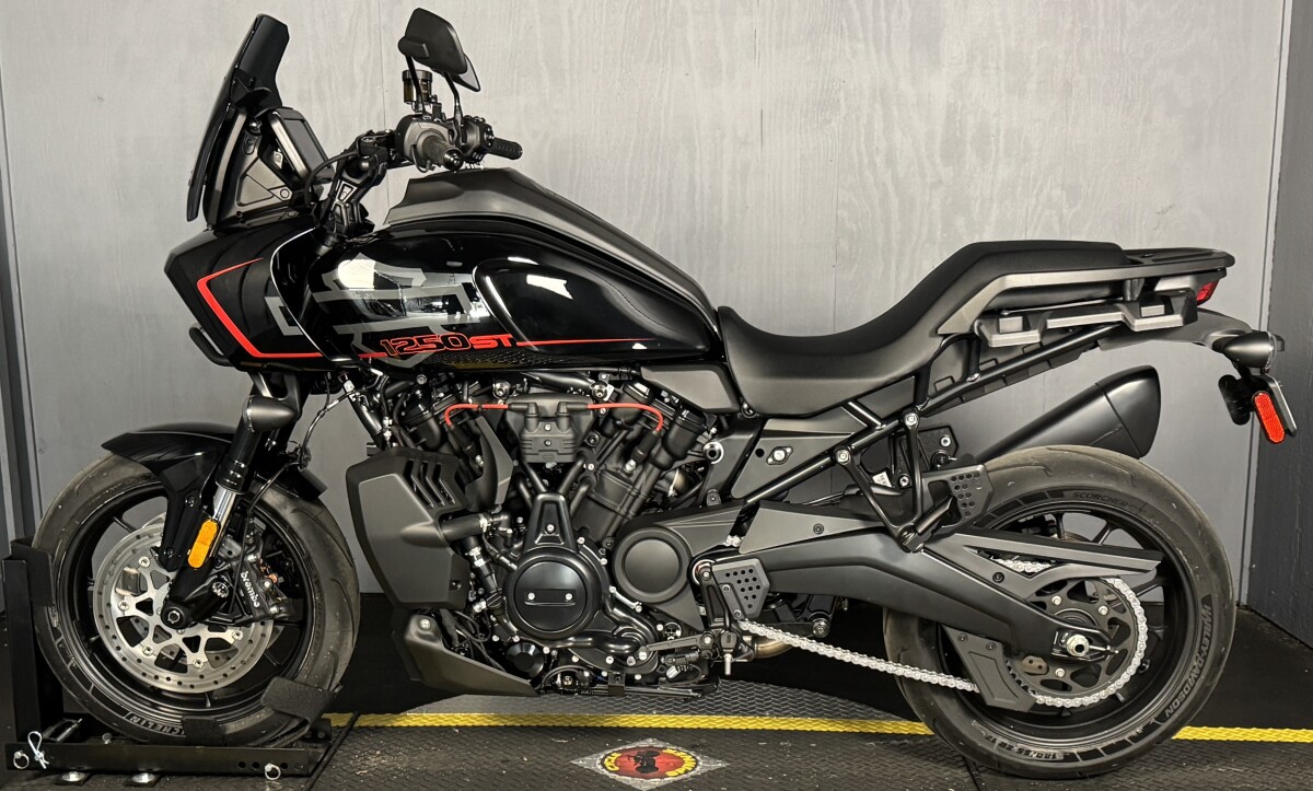 2025 Harley-Davidson Pan America 1250 ST RA1250ST VIVID BLACK - Photo 3