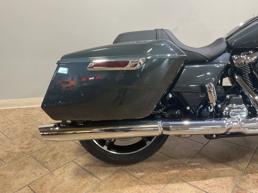2025 Harley-Davidson Road Glide Iron Horse Metallic FLTRX - Photo 5
