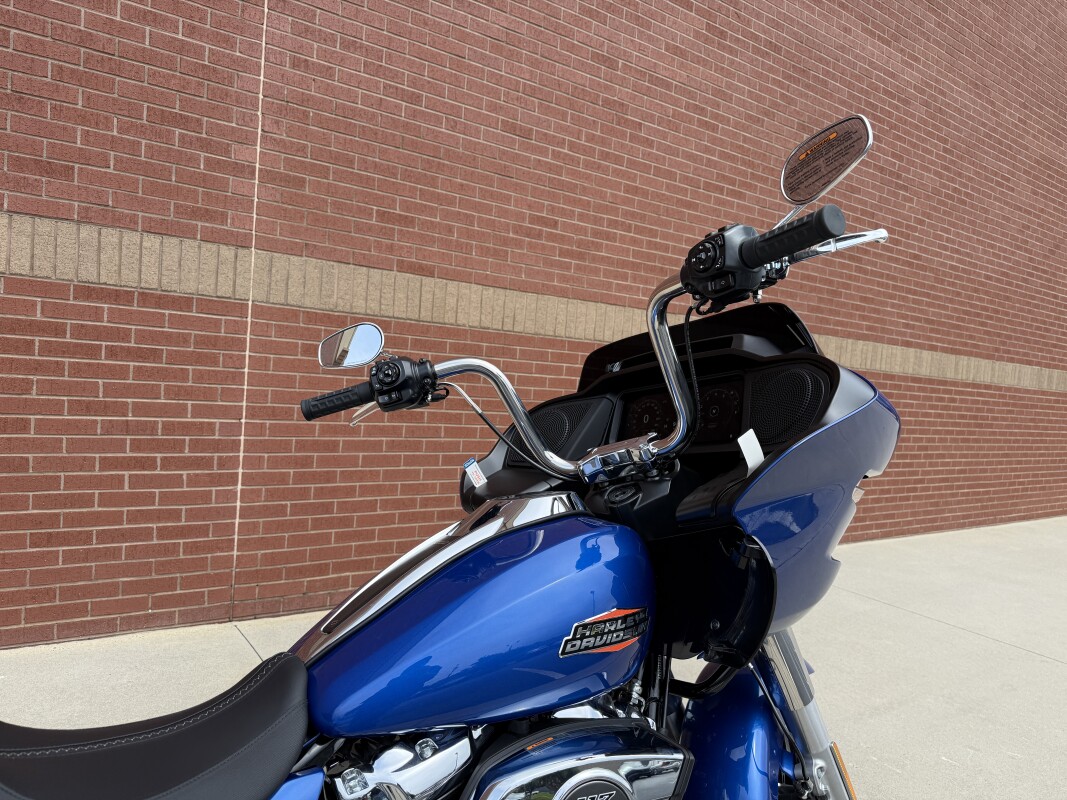 FLTRX 2025 Road Glide - Photo 5