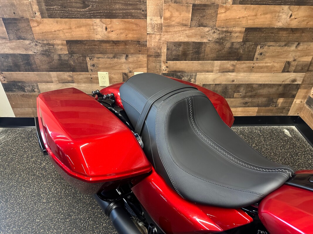 2025 Harley-Davidson Road Glide Brilliant Red - Black Finish FLTRX - Photo 5