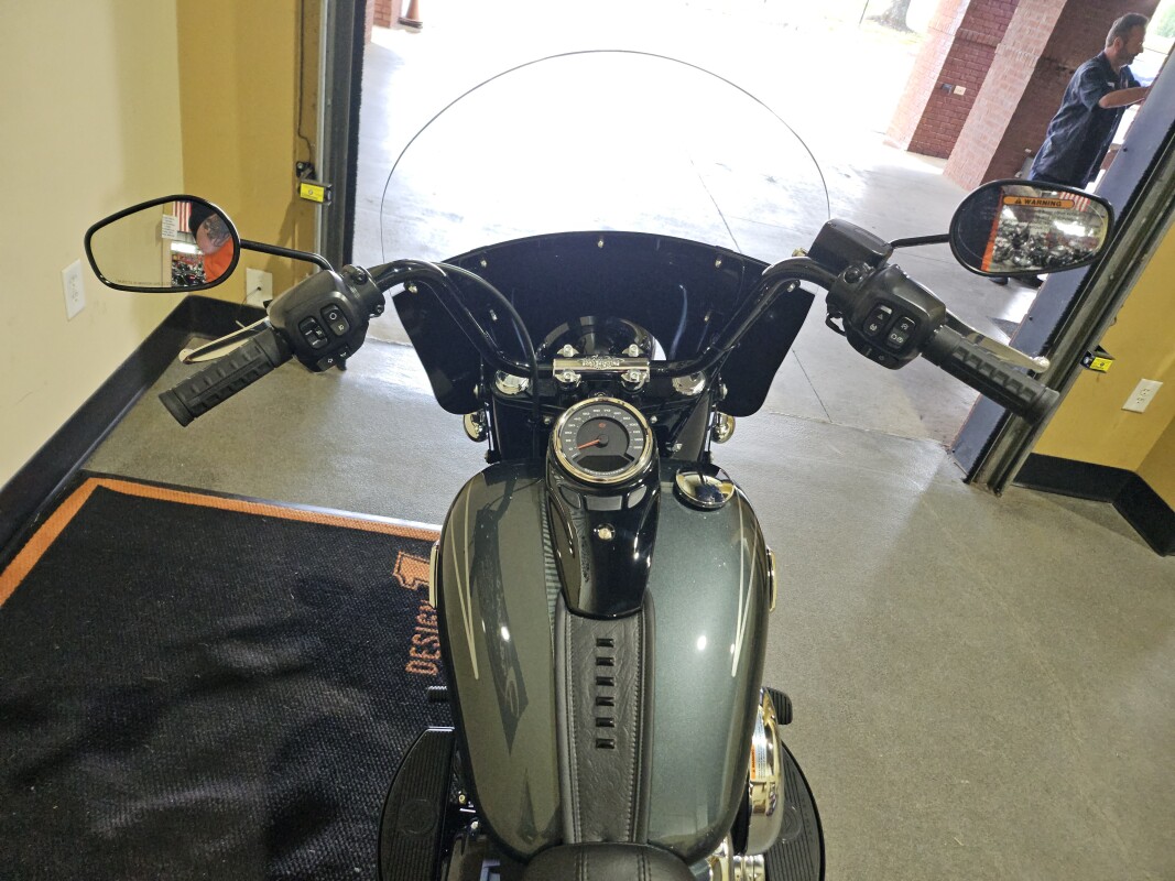 2025 Harley-Davidson Heritage Classic Iron Horse Metallic w/Cast Wheels - Photo 4