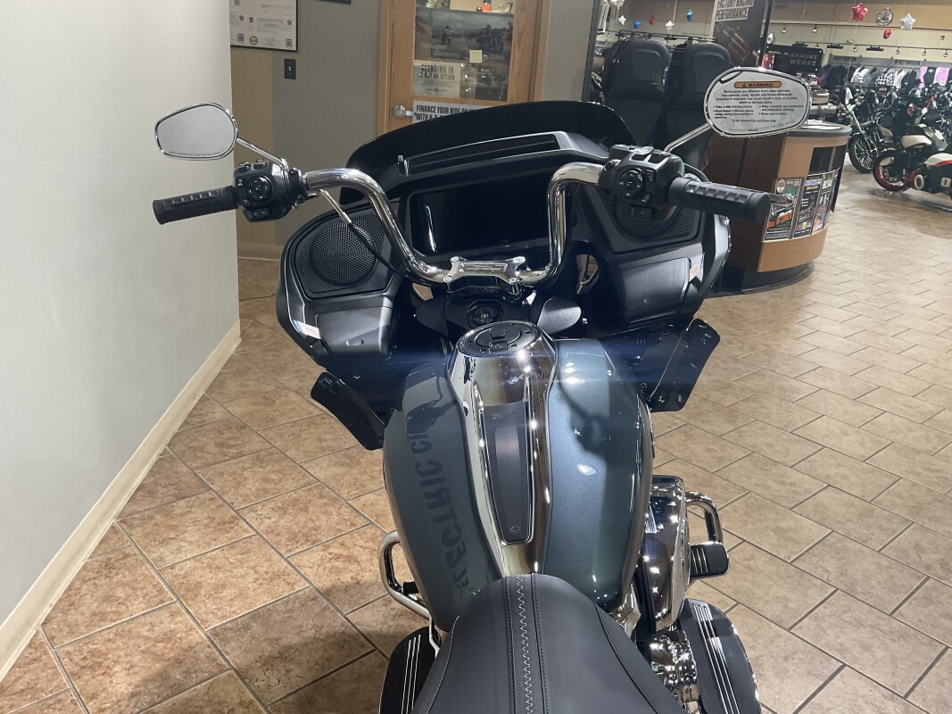2025 Harley-Davidson Road Glide Iron Horse Metallic FLTRX - Photo 6