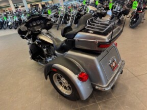 2017 Harley Davidson Tri-Glide Ultra FLHTCUTG thumb 1