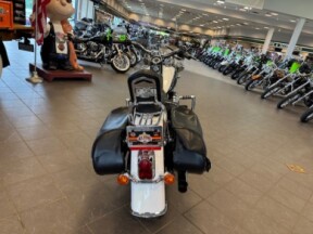 2009 Harley Davidson Softail Deluxe FLSTN thumb 2