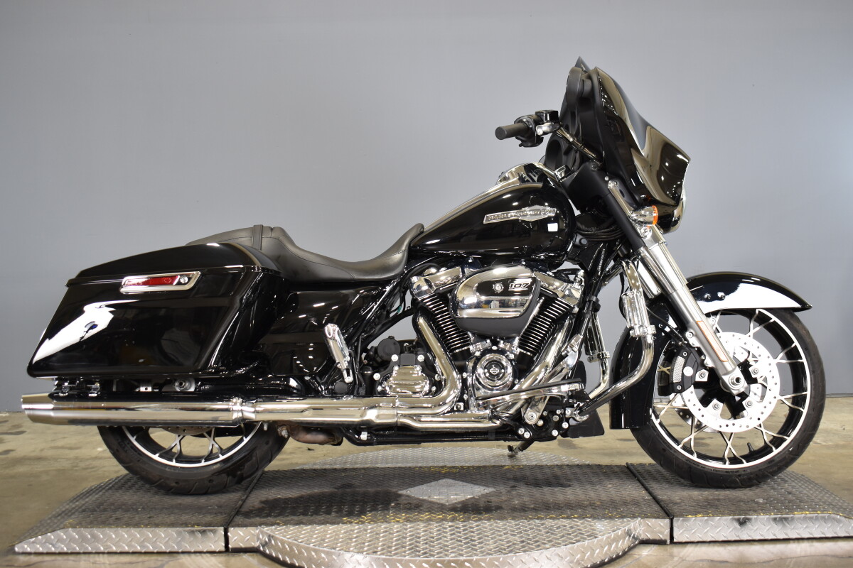 2023 Harley-Davidson Street Glide FLHX