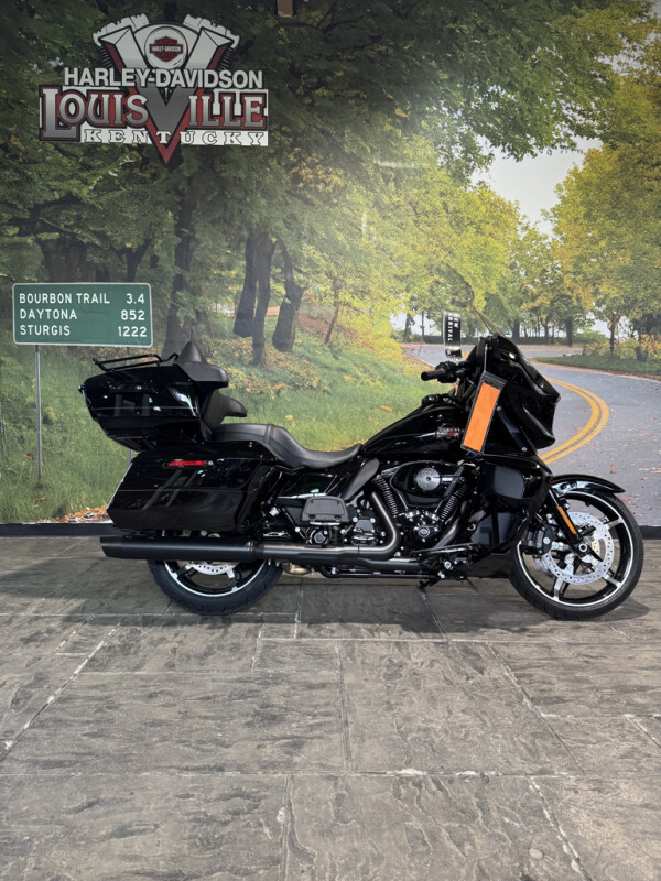 2025 Harley-Davidson Street Glide Ultra