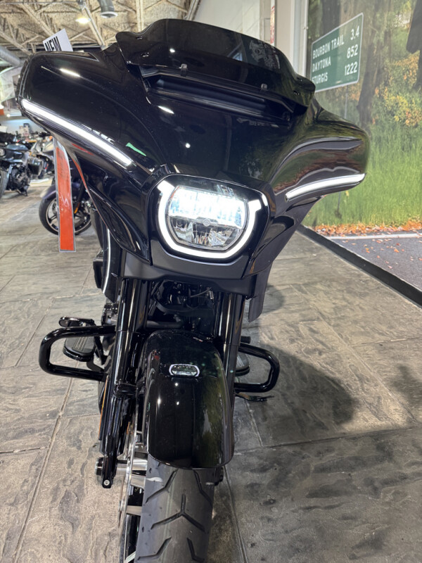 2025 Harley-Davidson Street Glide - Photo 7