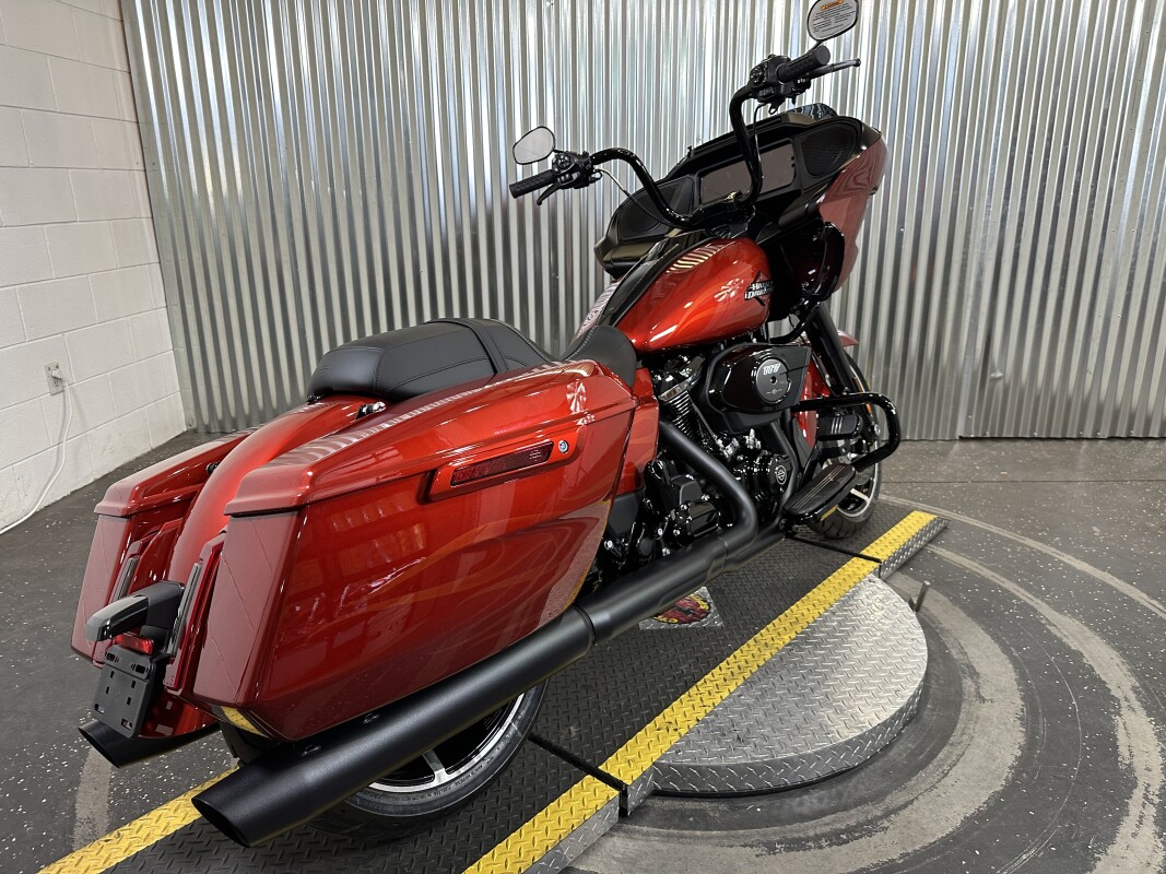2025 Harley-Davidson Road Glide Whiskey Firestorm - Black Finish - Photo 8