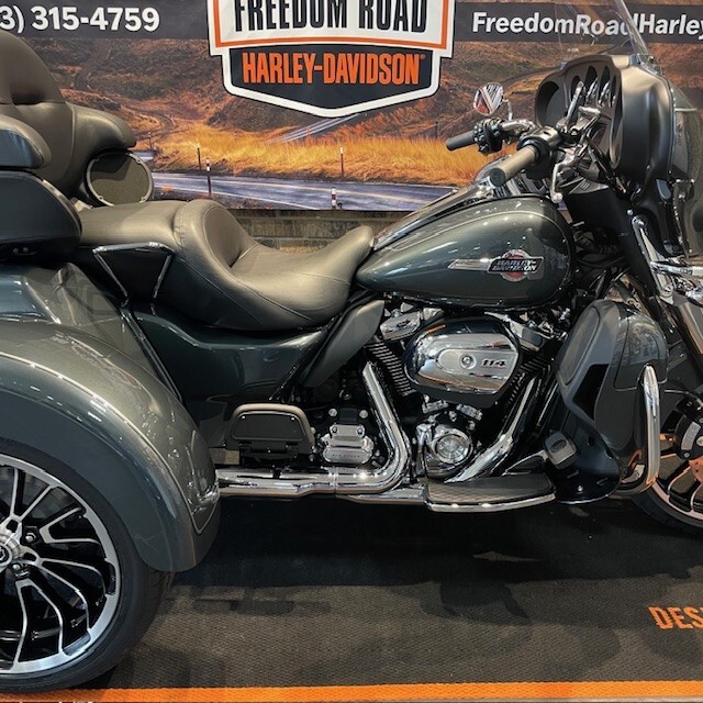 2025 Tri Glide Ultra (FLHTCUTG) - Photo 8