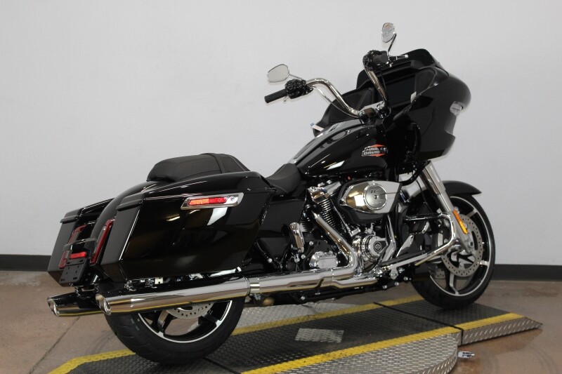 Harley-Davidson Road Glide 2025 FLTRX 84598916 VIVID BLACK - Photo 8