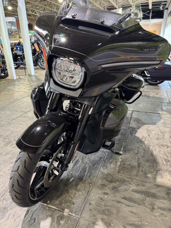 2025 Harley-Davidson Street Glide Ultra - Photo 9