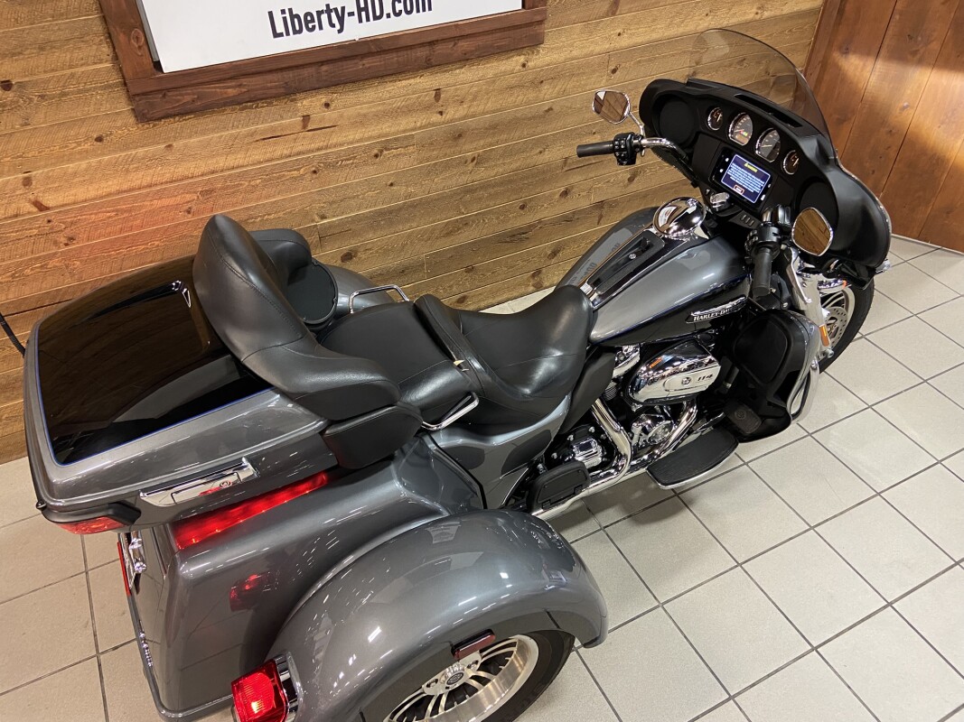 2021 Harley-Davidson Tri Glide Ultra Gauntlet Gray Metallic/Vd Blk FLHTCUTG - Photo 7