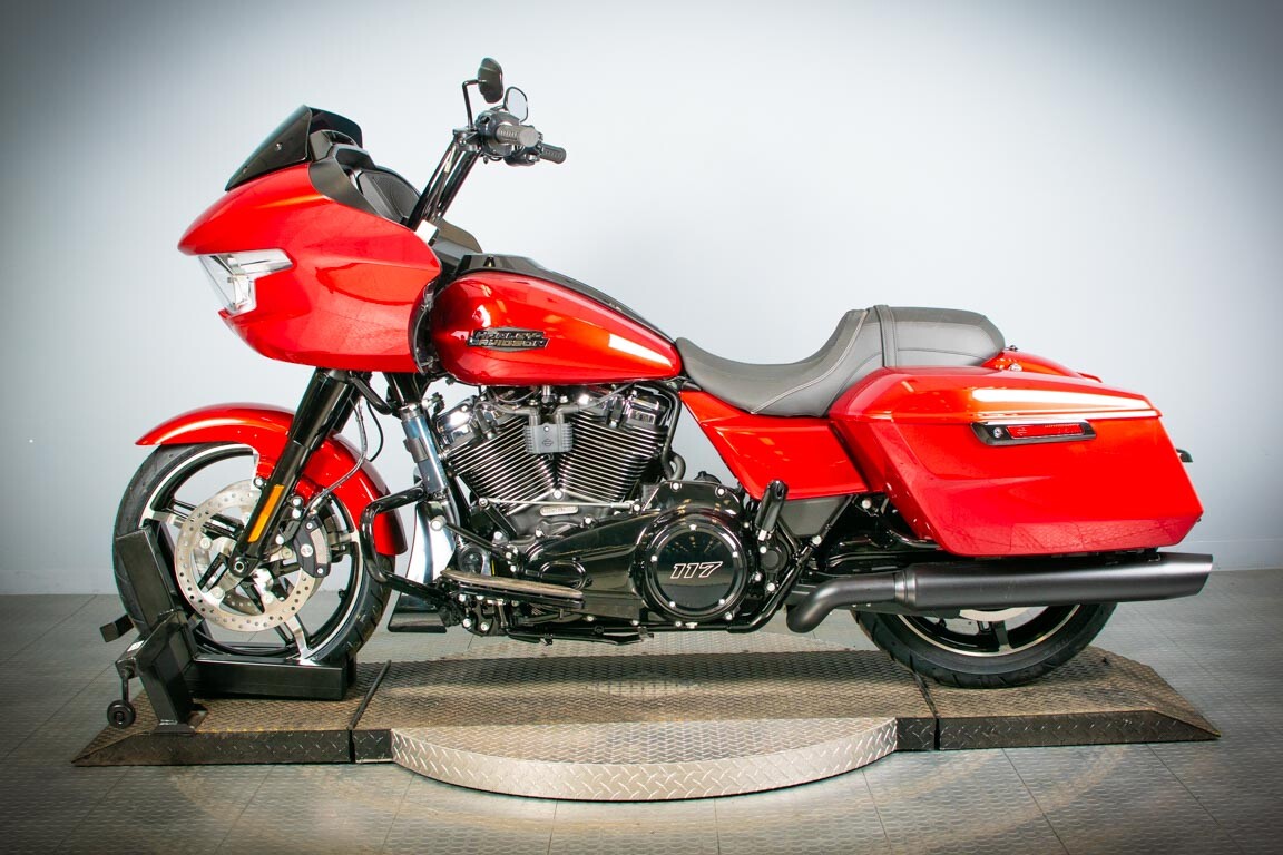2025 Harley-Davidson Road Glide FLTRX - Photo 5