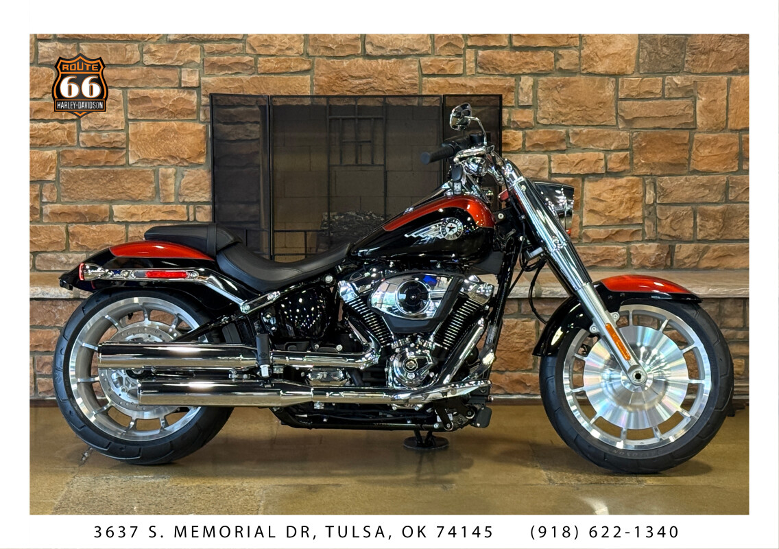 2025 Harley-Davidson Fat Boy Whiskey Fire / Vivid Black